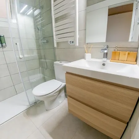 Ahllenrock Cornella - Parking Gratis- Cerca Bcn Apartman Cornellà de Llobregat