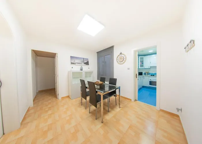 Ahllenrock Cornella - Parking Gratis- Cerca Bcn Apartment *